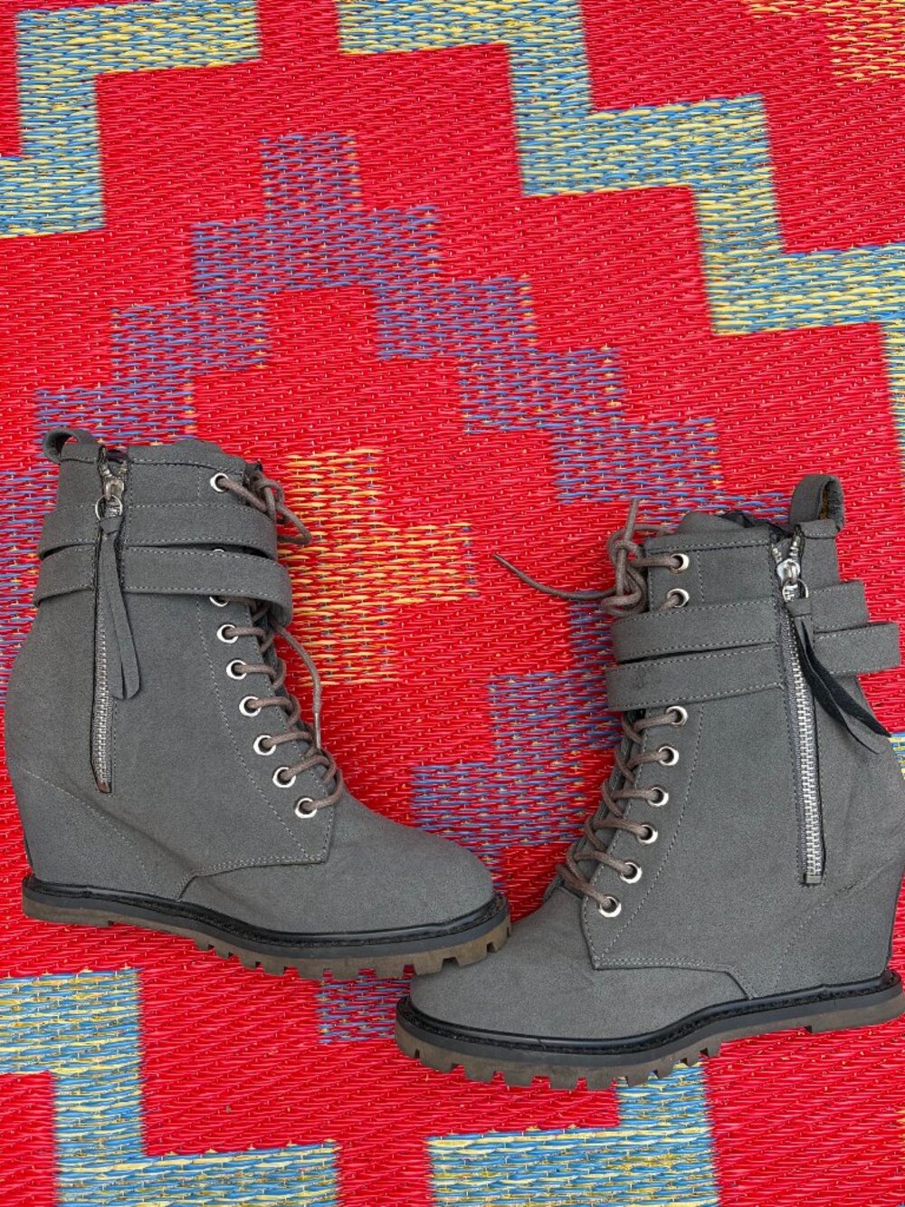 Maison BE&D London Gray Hidden Wedge Combat Boots | Women's Size 7, Like New - Picture 8 of 12